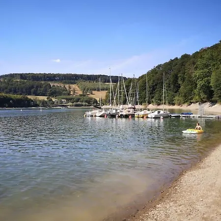 度假居 Lena Im Sauerland Direkt Am Hennesee 梅舍德