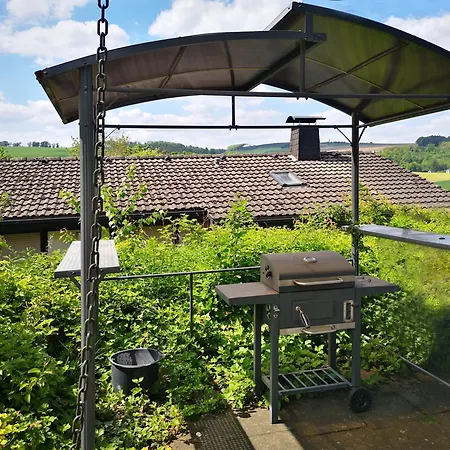 Lena Im Sauerland Direkt Am Hennesee Meschede