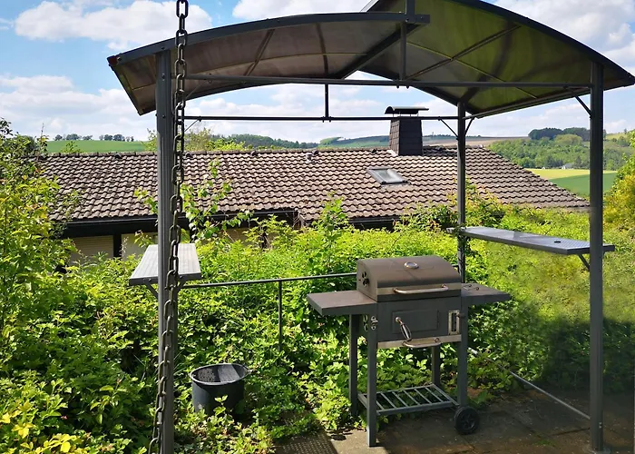 Lena Im Sauerland Direkt Am Hennesee Meschede